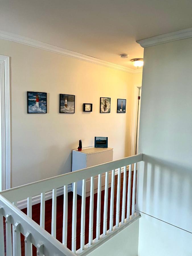 Chaleureux Condo A Magog Bagian luar foto